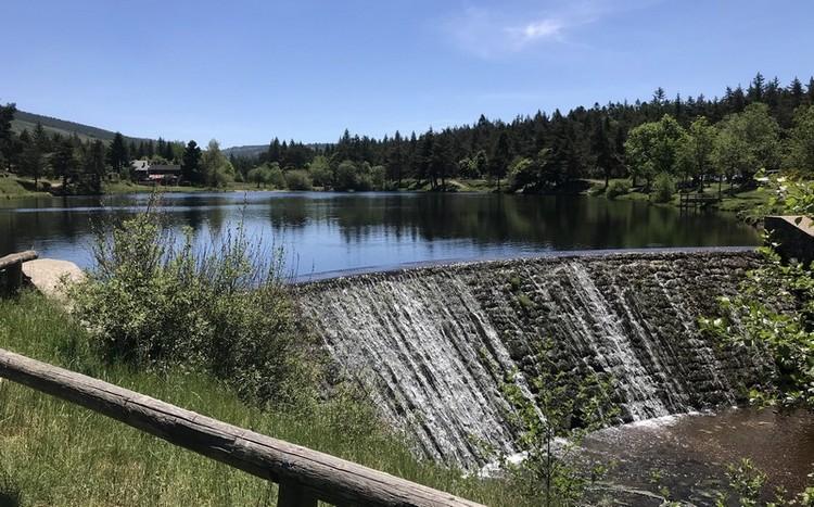 Lac amont